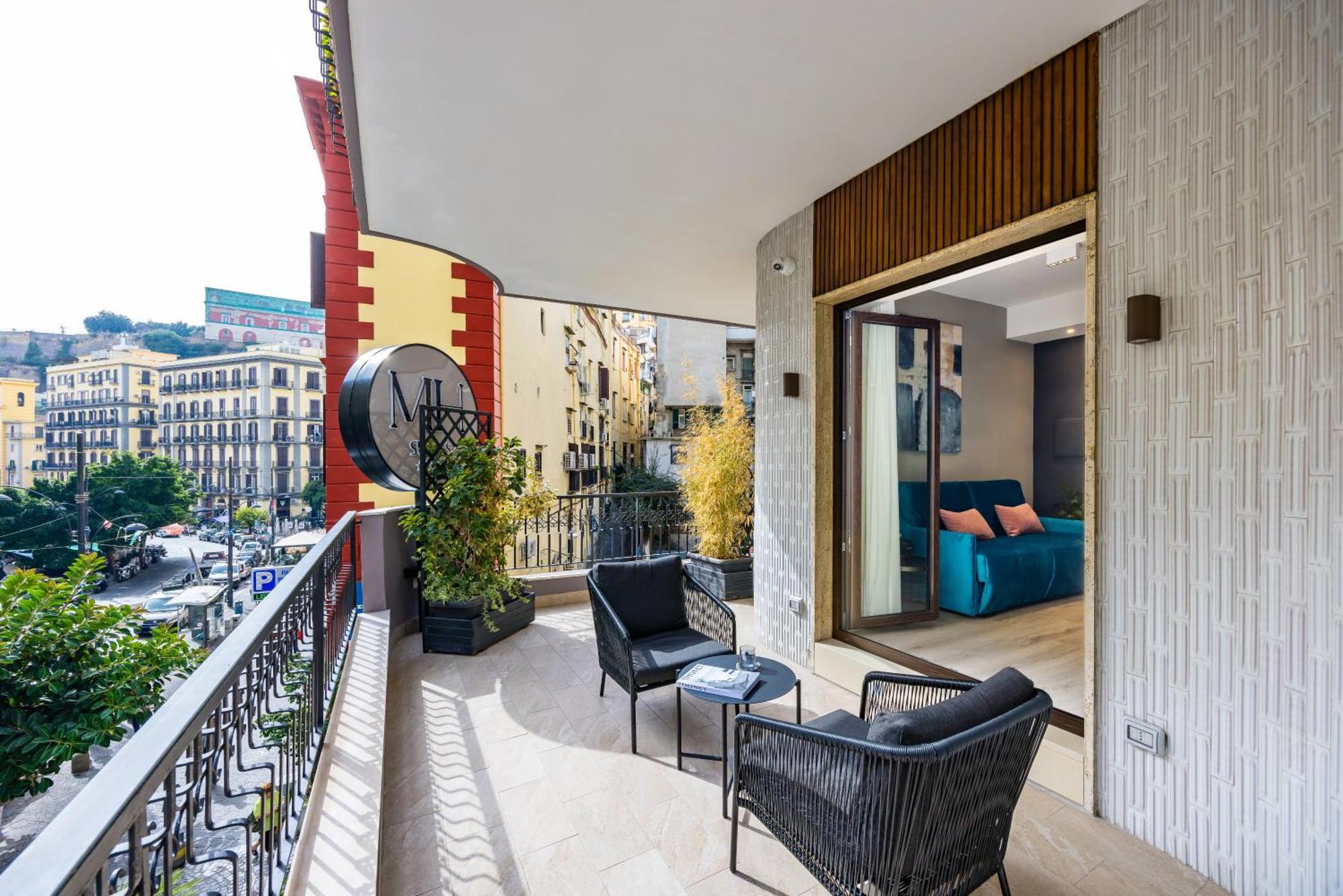 Mh Suites Plebiscito Неаполь Екстер'єр фото