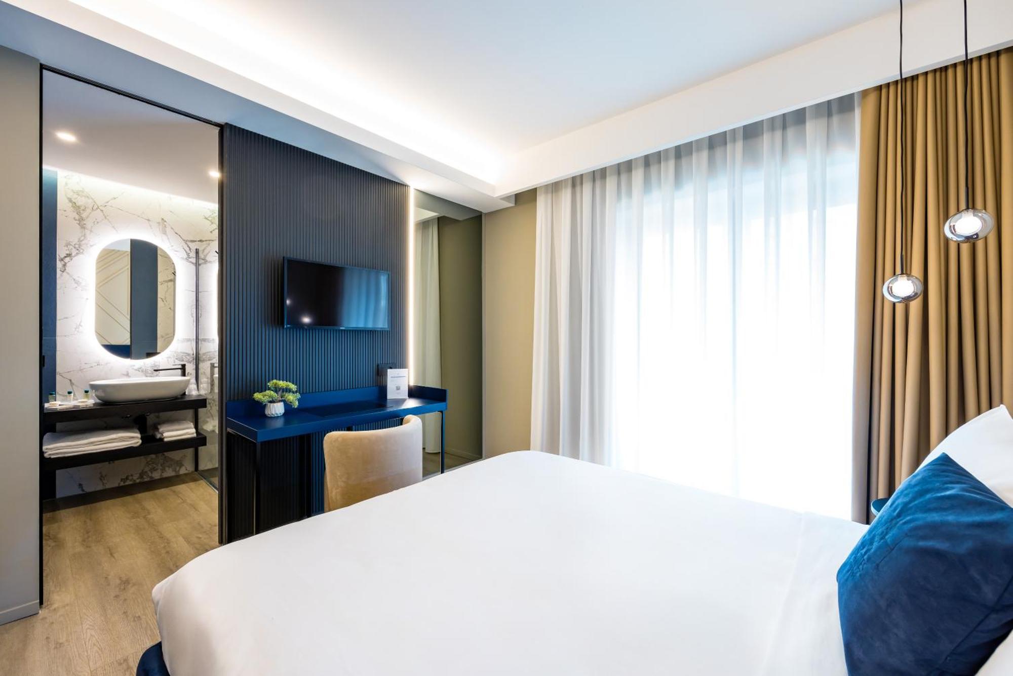 Mh Suites Plebiscito Неаполь Екстер'єр фото
